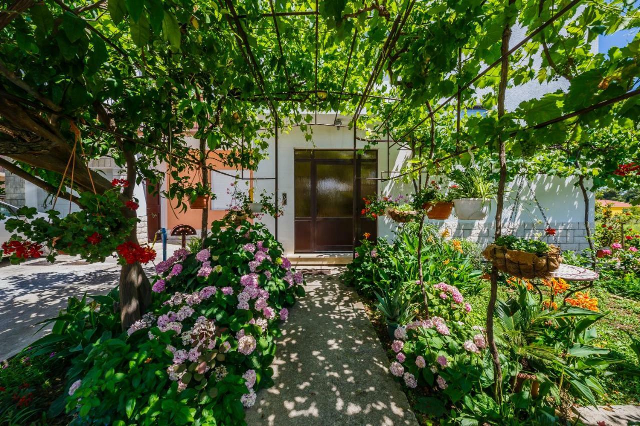 Apartments Mila Kaštela Zewnętrze zdjęcie