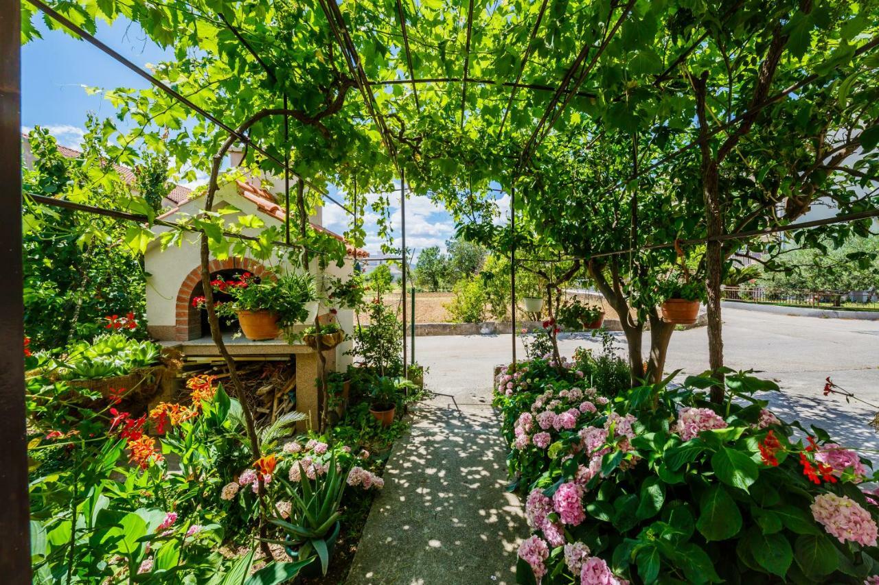 Apartments Mila Kaštela Zewnętrze zdjęcie
